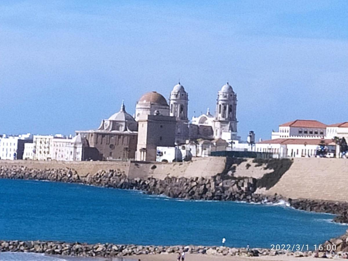 Los Tres Girasoles Cádiz Buitenkant foto