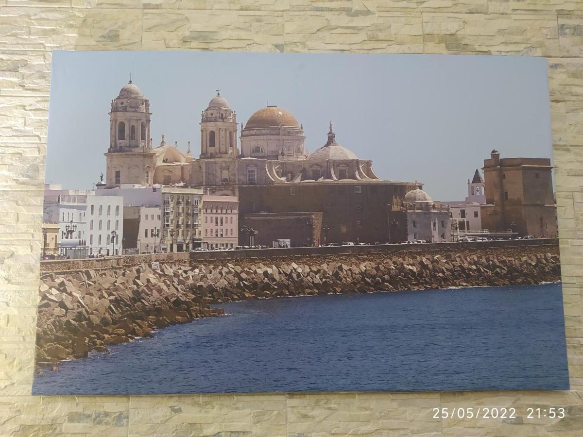 Los Tres Girasoles Cádiz Buitenkant foto